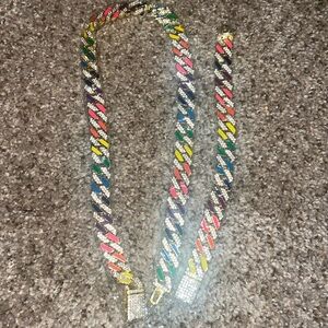 Necklace and bracelet set